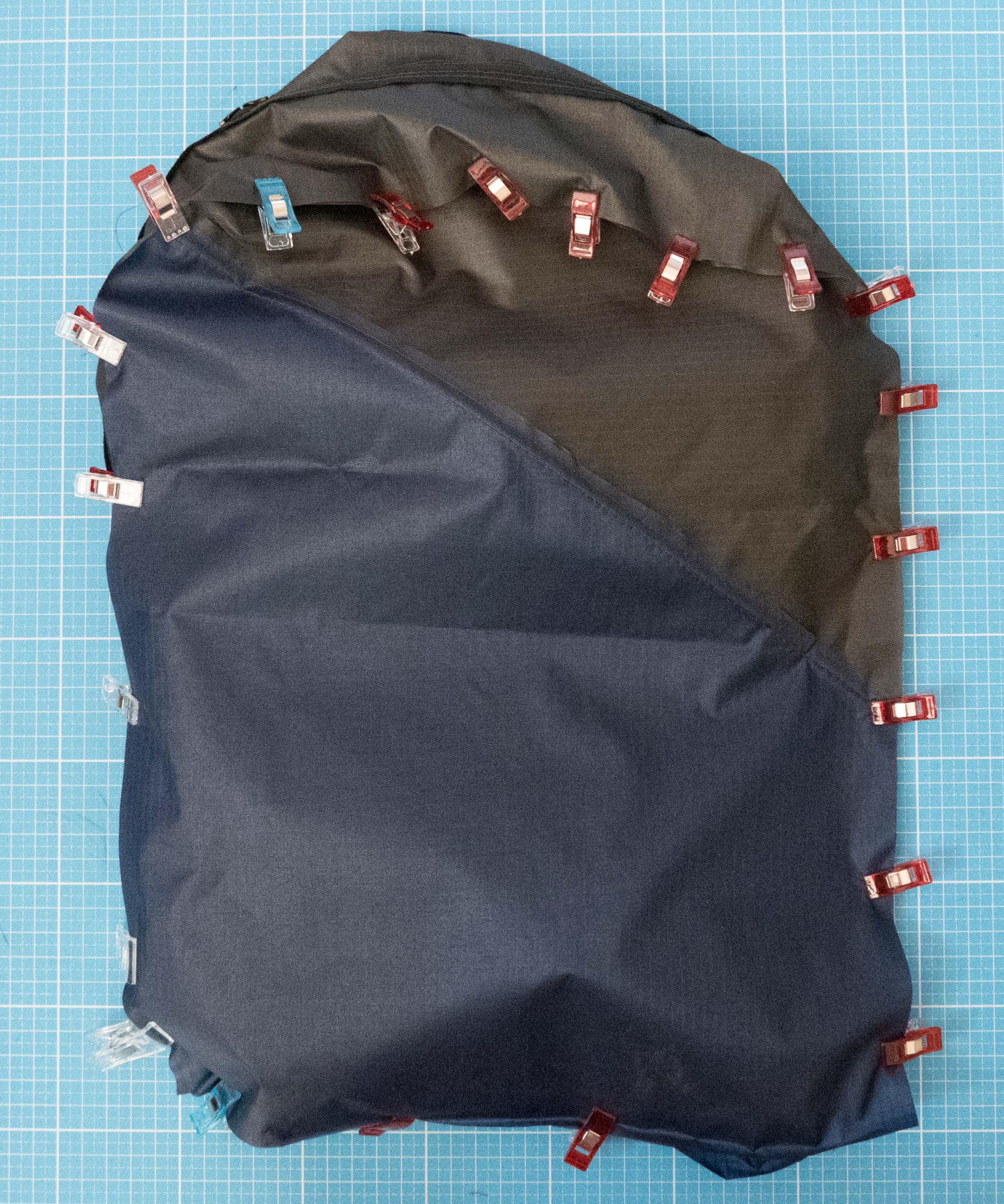 instructables-diy-ultra-light-foldable-backpack-sun (53).jpg