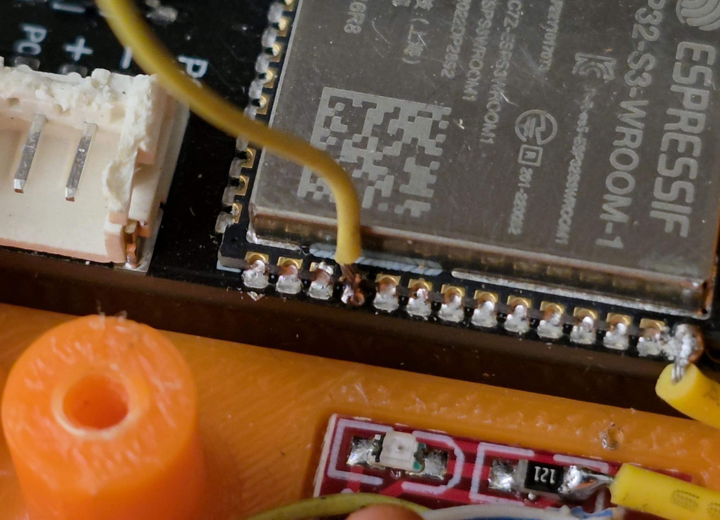 ir led conn.jpg