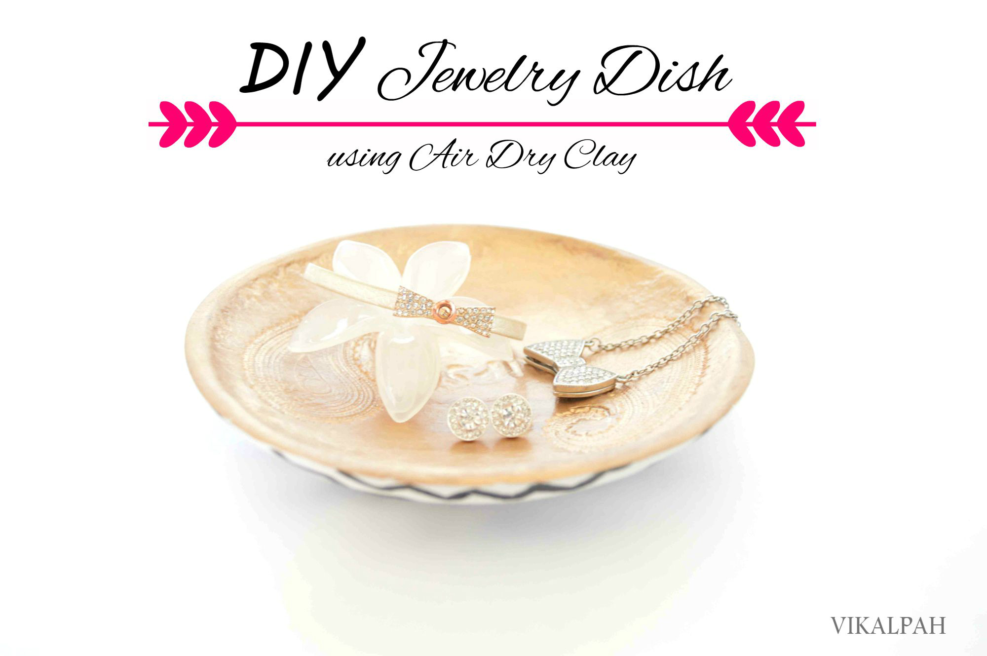 jewelry dish using air dry clay.jpg