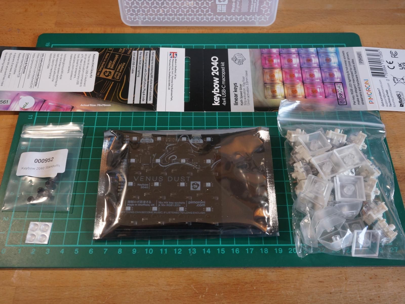 keyboy2040-unboxed-1.jpg