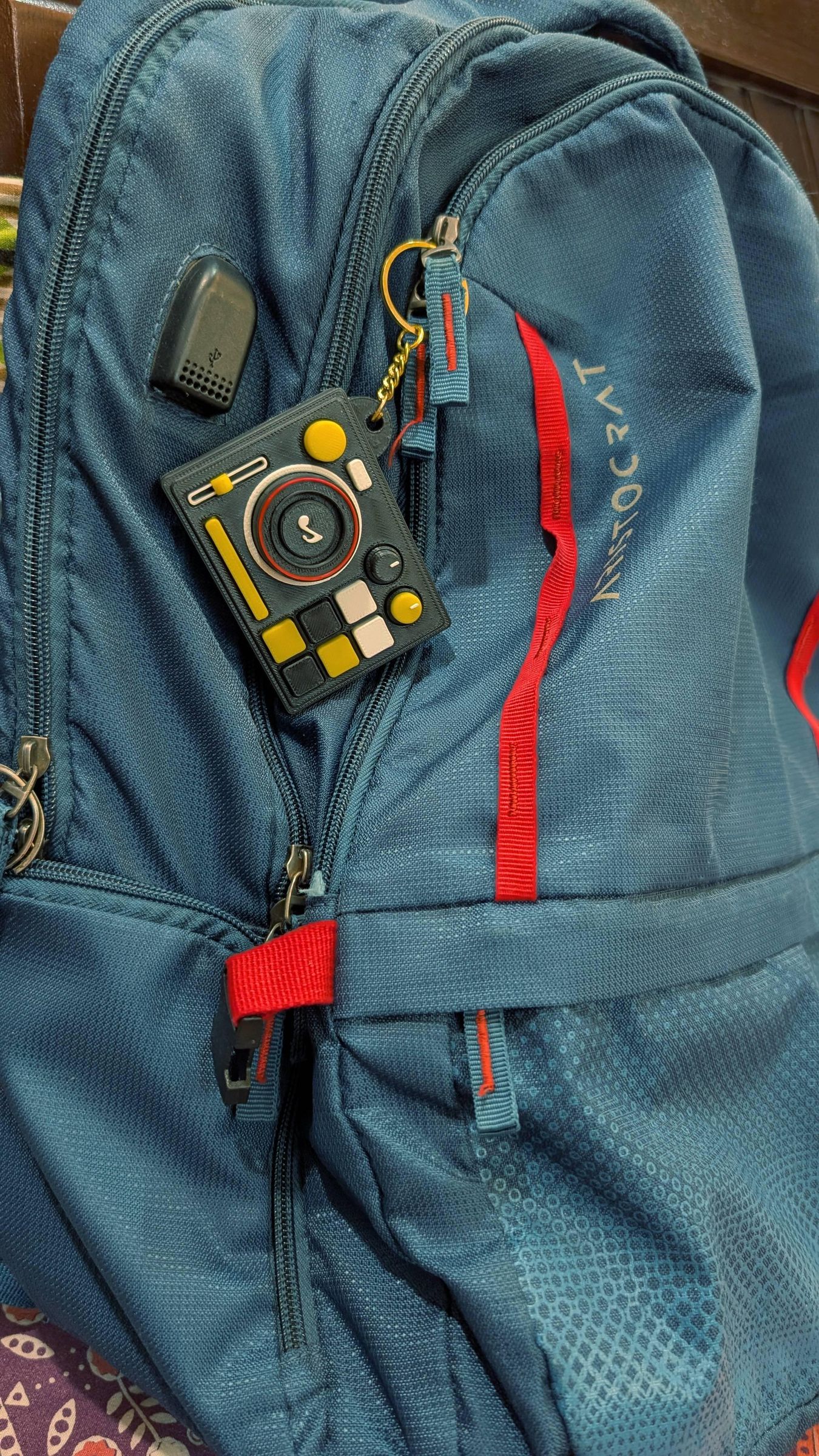 keychain-on-bag.jpg