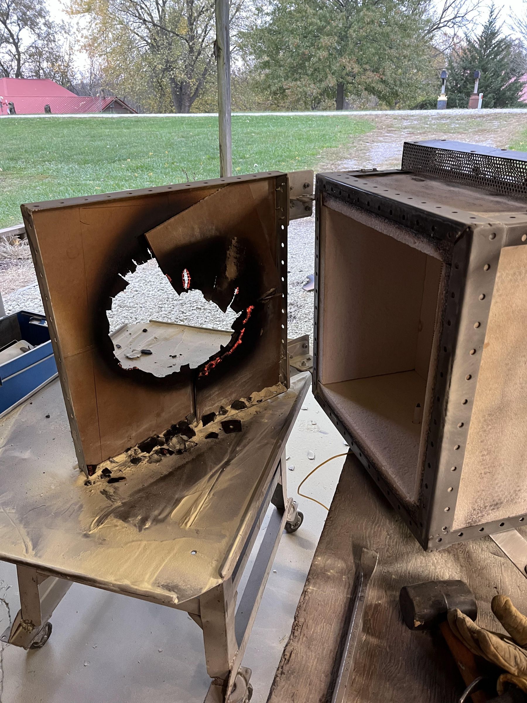 kiln bottom layer of spacer burnt.jpg