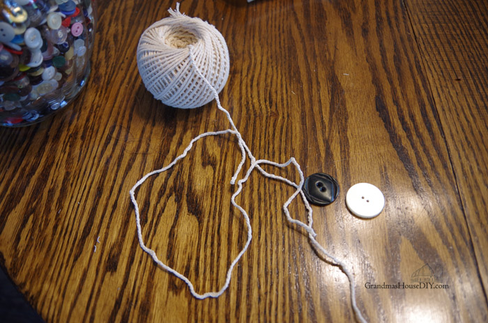 kitchen-twine-tufted-cushion.jpg