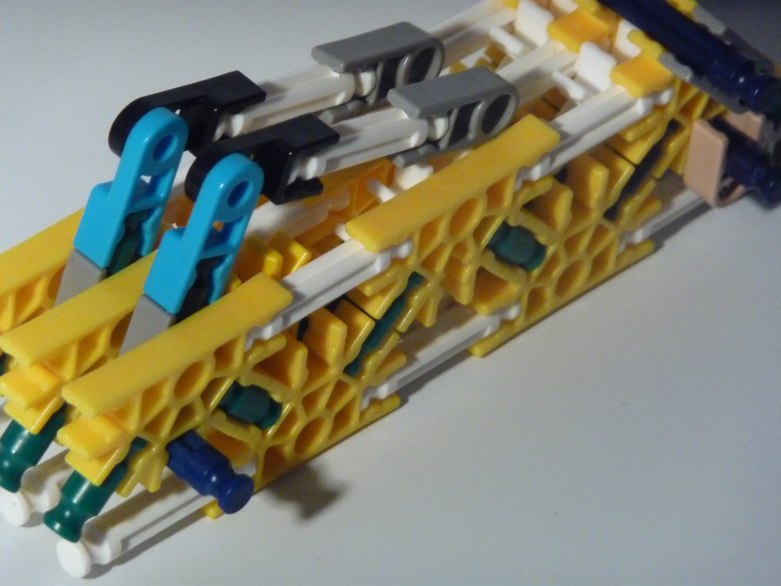 knex hell slayer 016.JPG