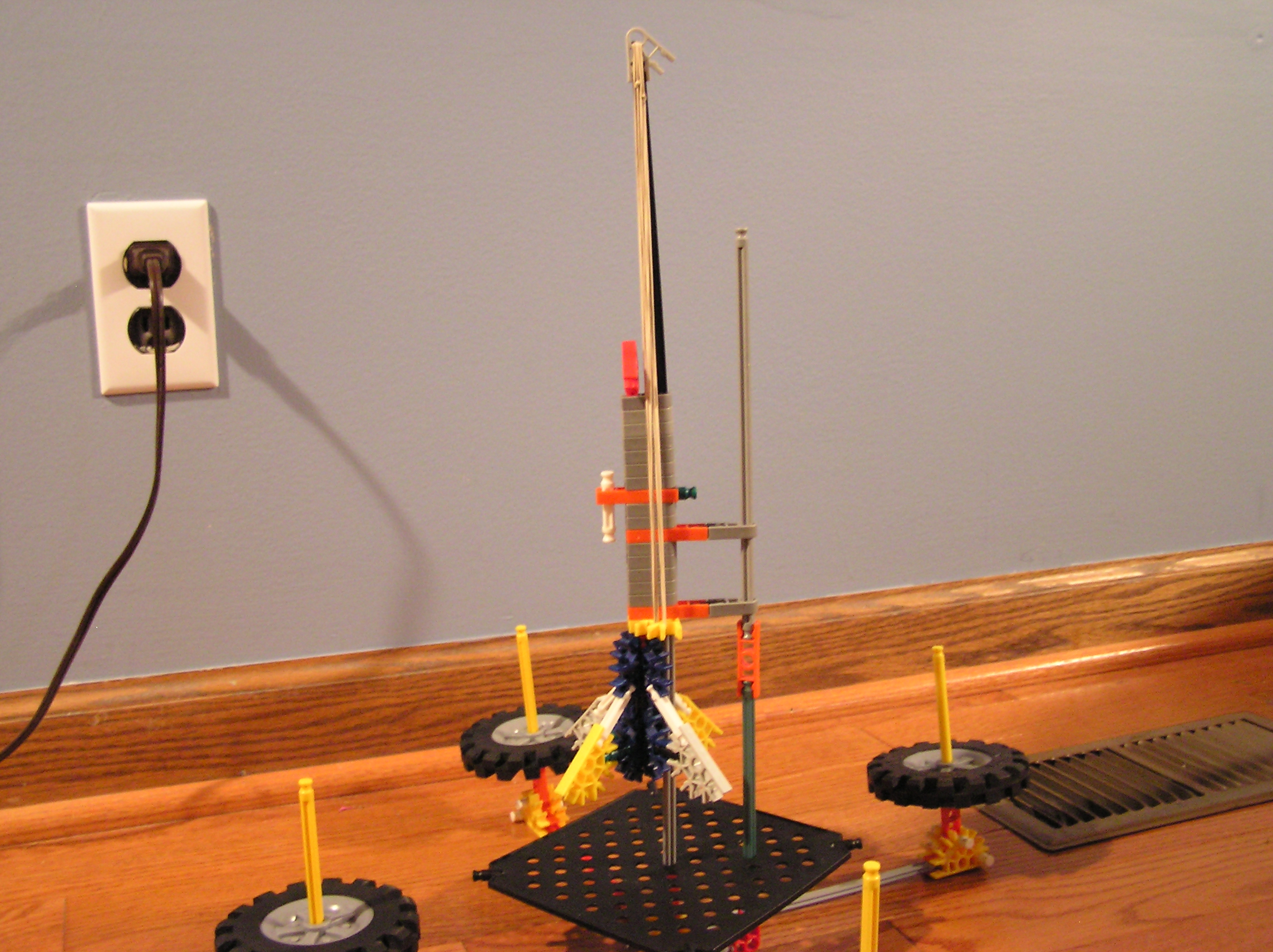 knex rocket 001.jpg