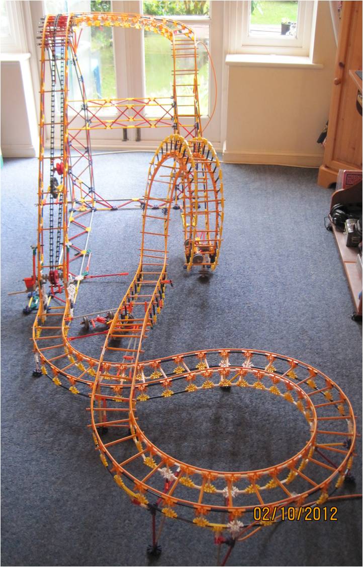 knex roller coaster ..jpg