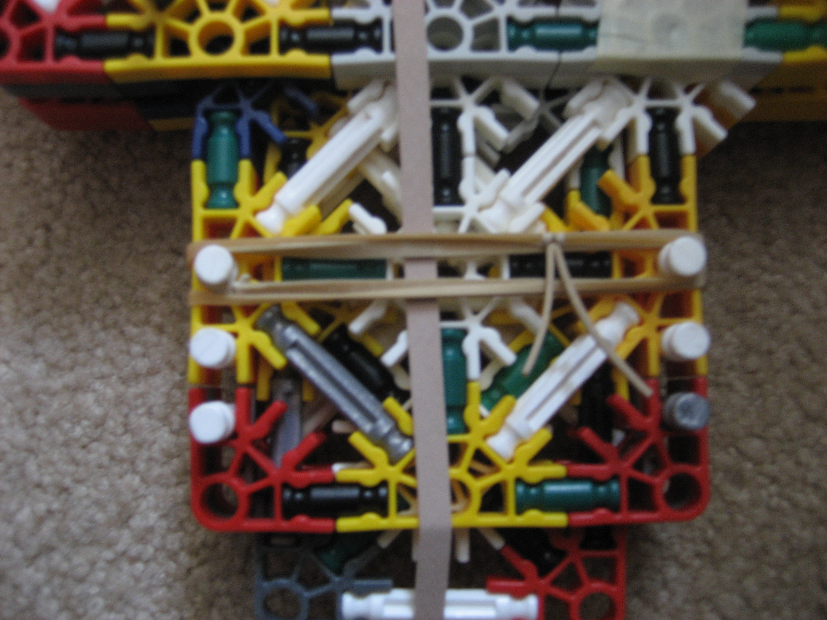 knex top loading rifle part 3 002.jpg