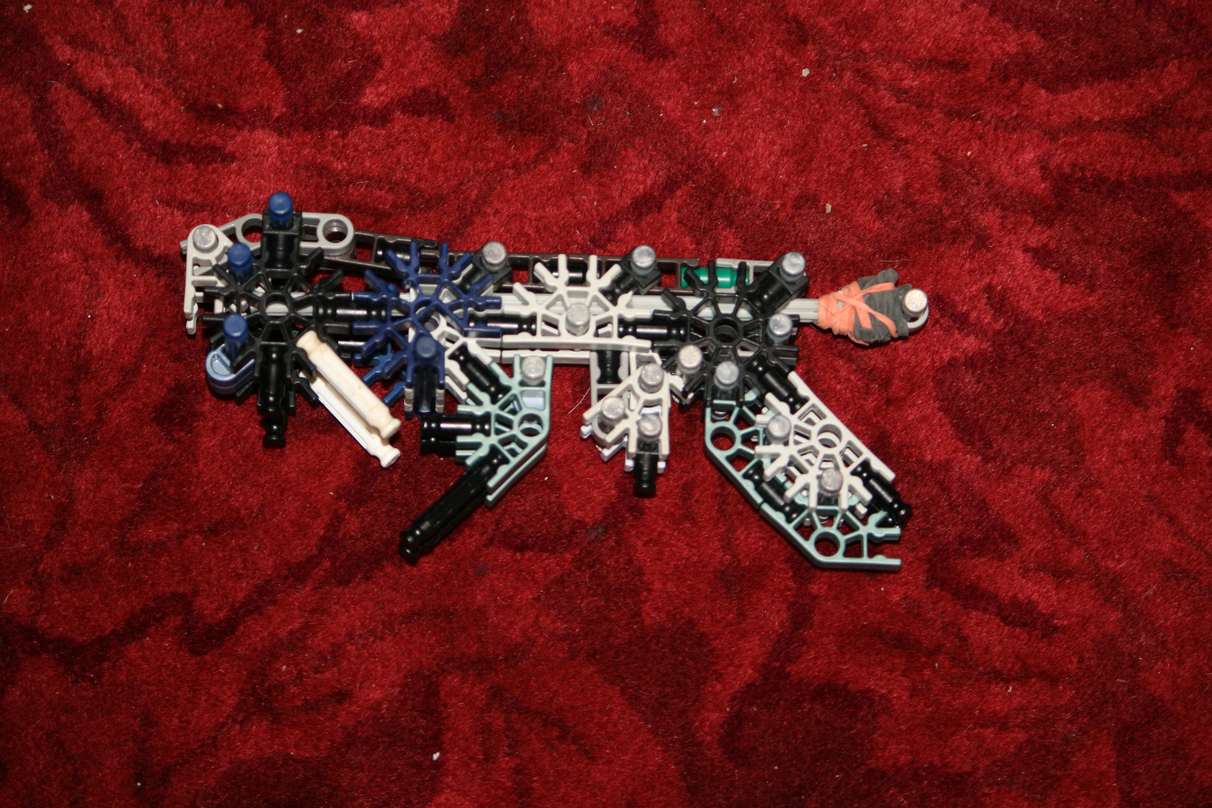 knex-gun-with-clip 013.JPG