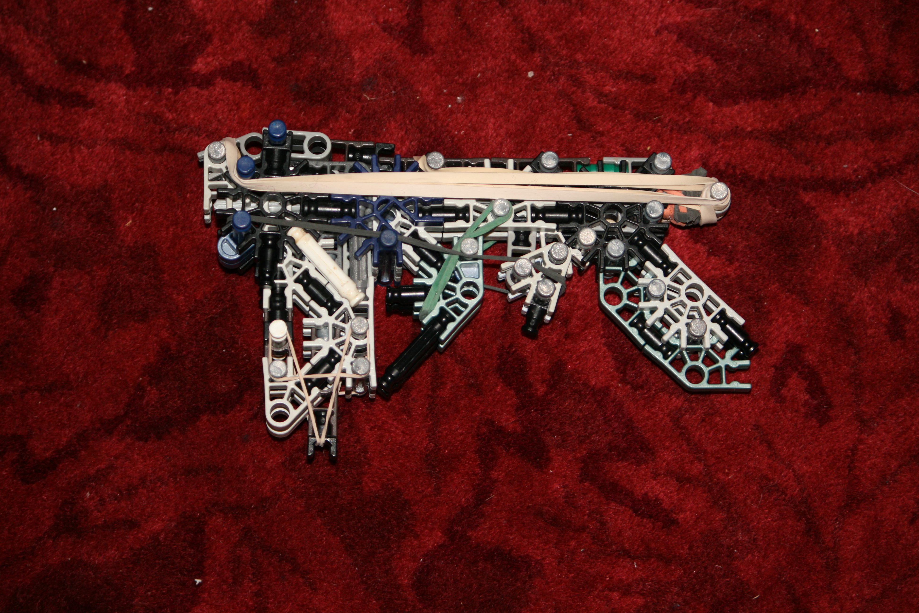 knex-gun-with-clip 018.JPG