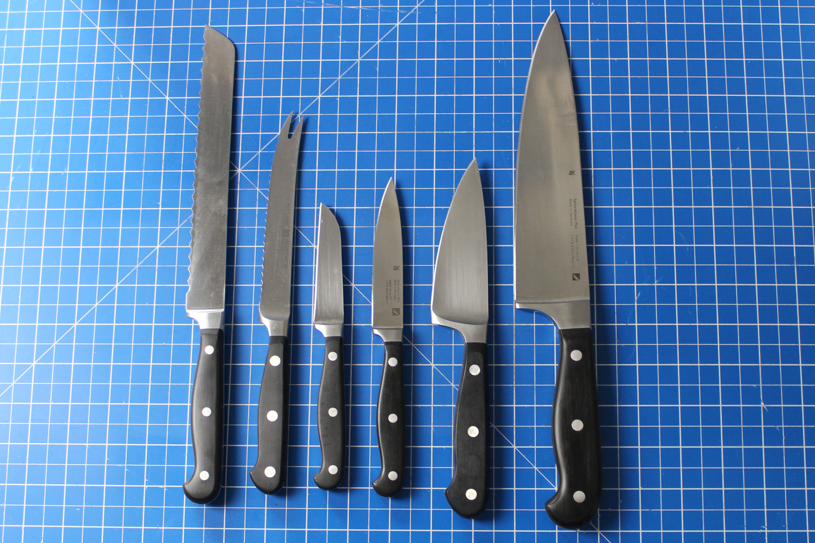 knives.jpg