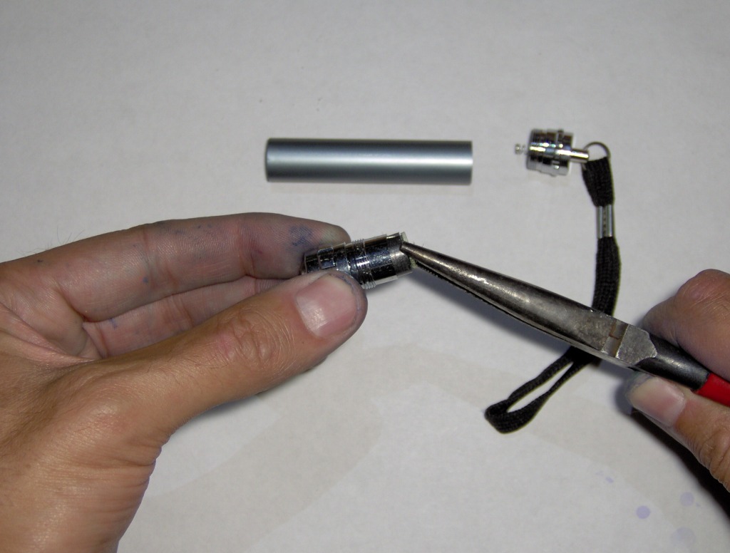 led-flashlight-hack-n-slash-02.jpg