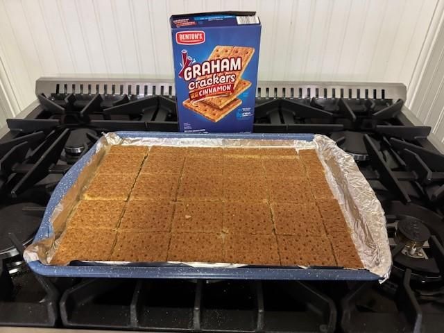 line.crackers..jpg