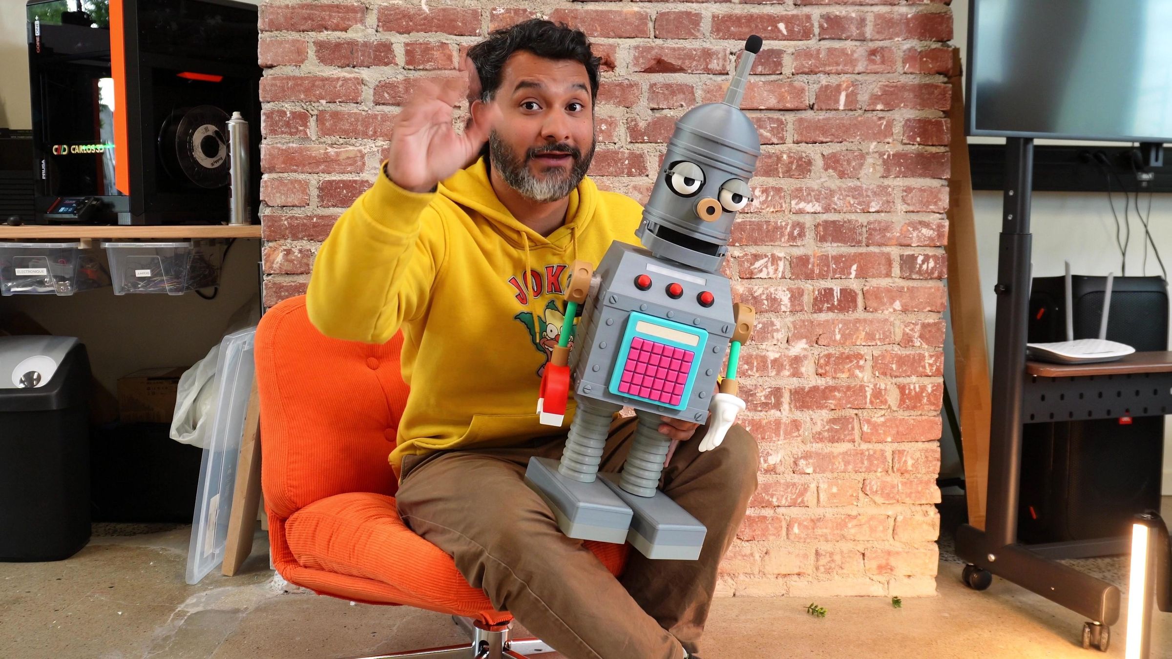 linguo_robot_carlos3d (2).jpg