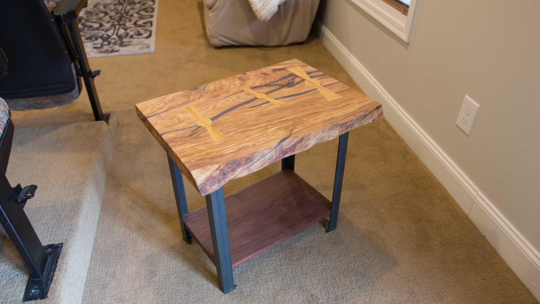 live-edge-end-table-6.jpg