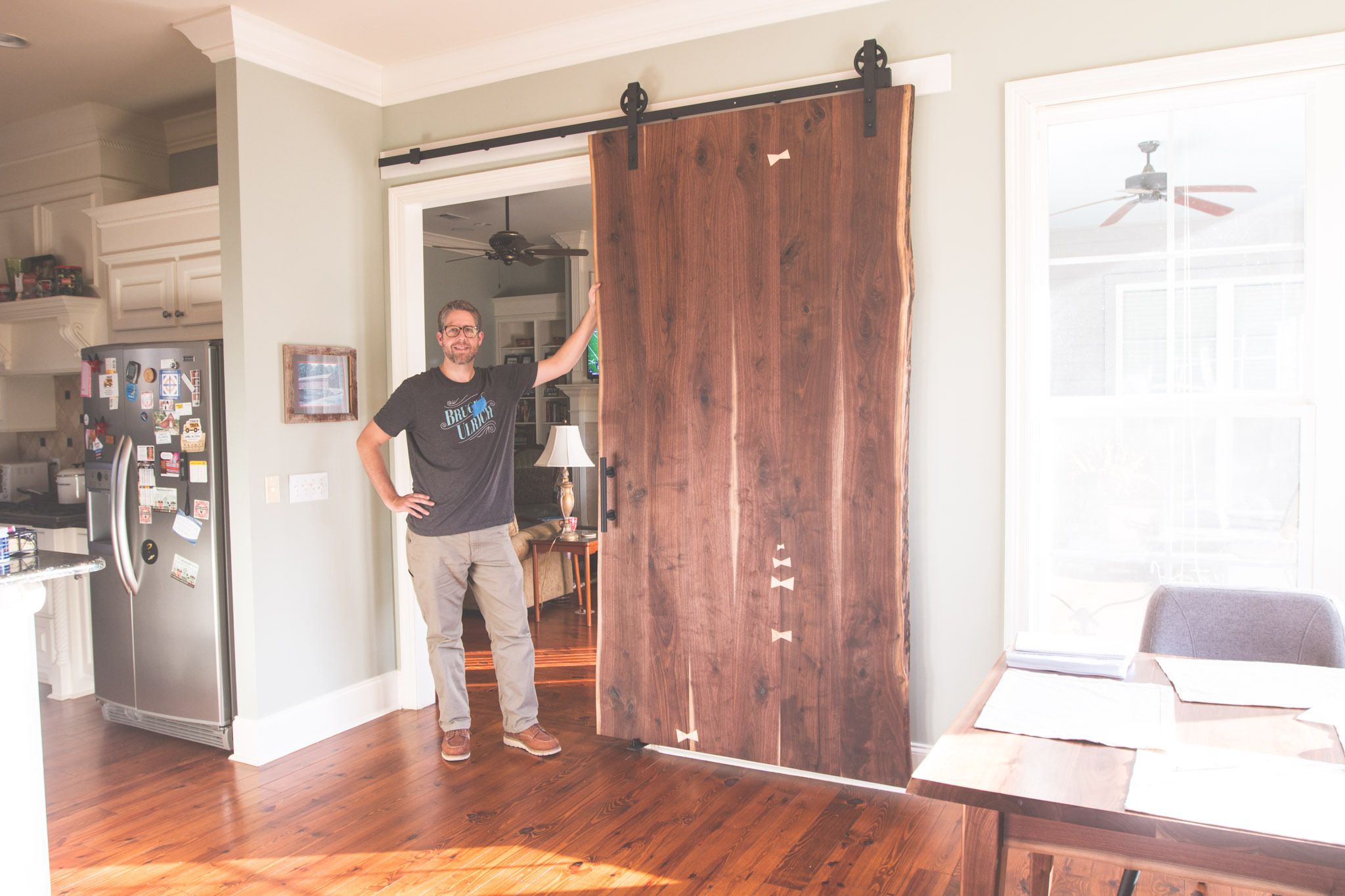 live-edge-sliding-barn-door-finished.jpg