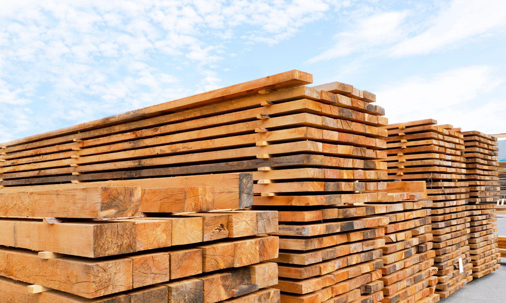 lumber-getty.jpg.optimal.jpg