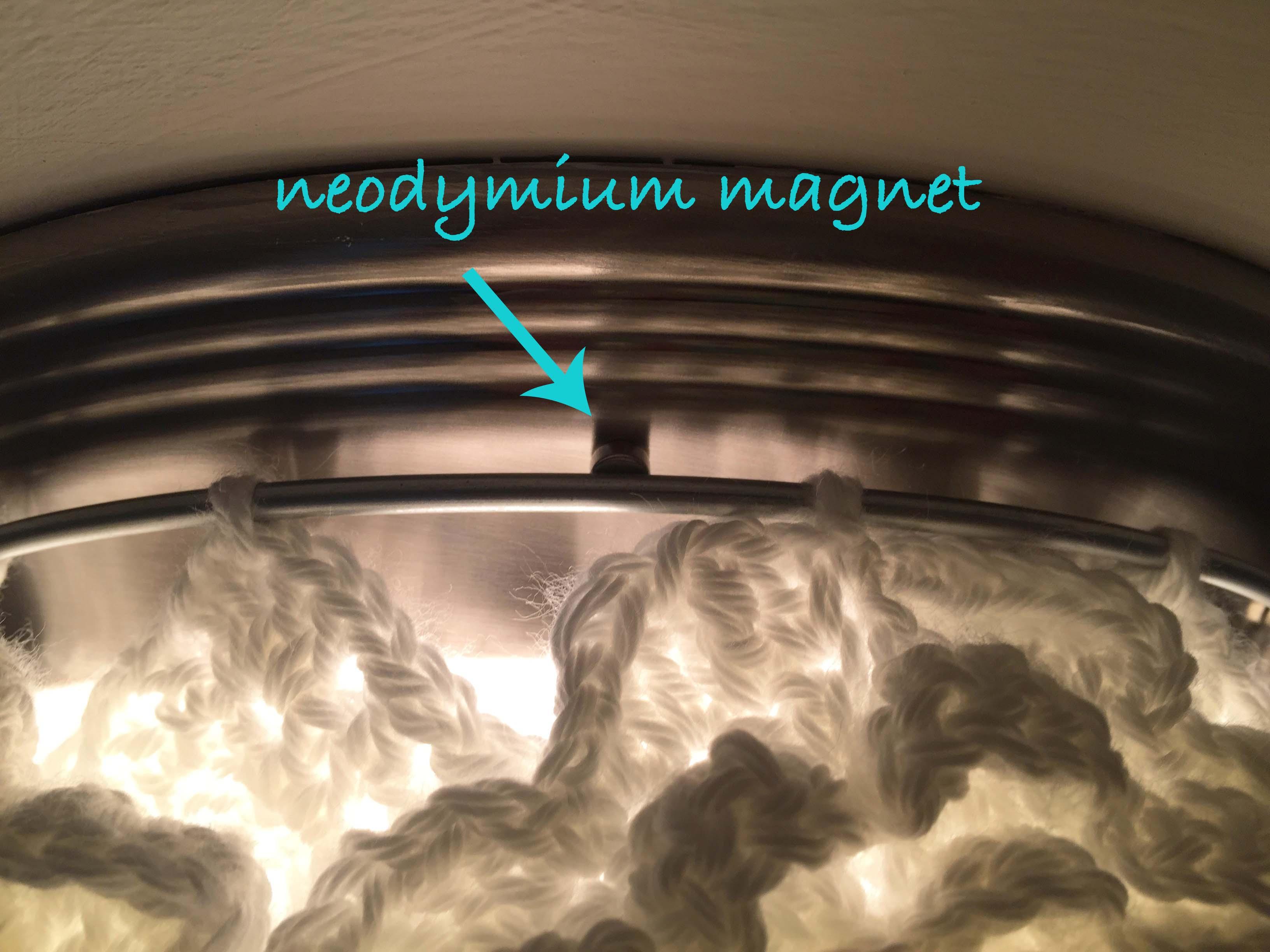 magnet on hoop.jpg