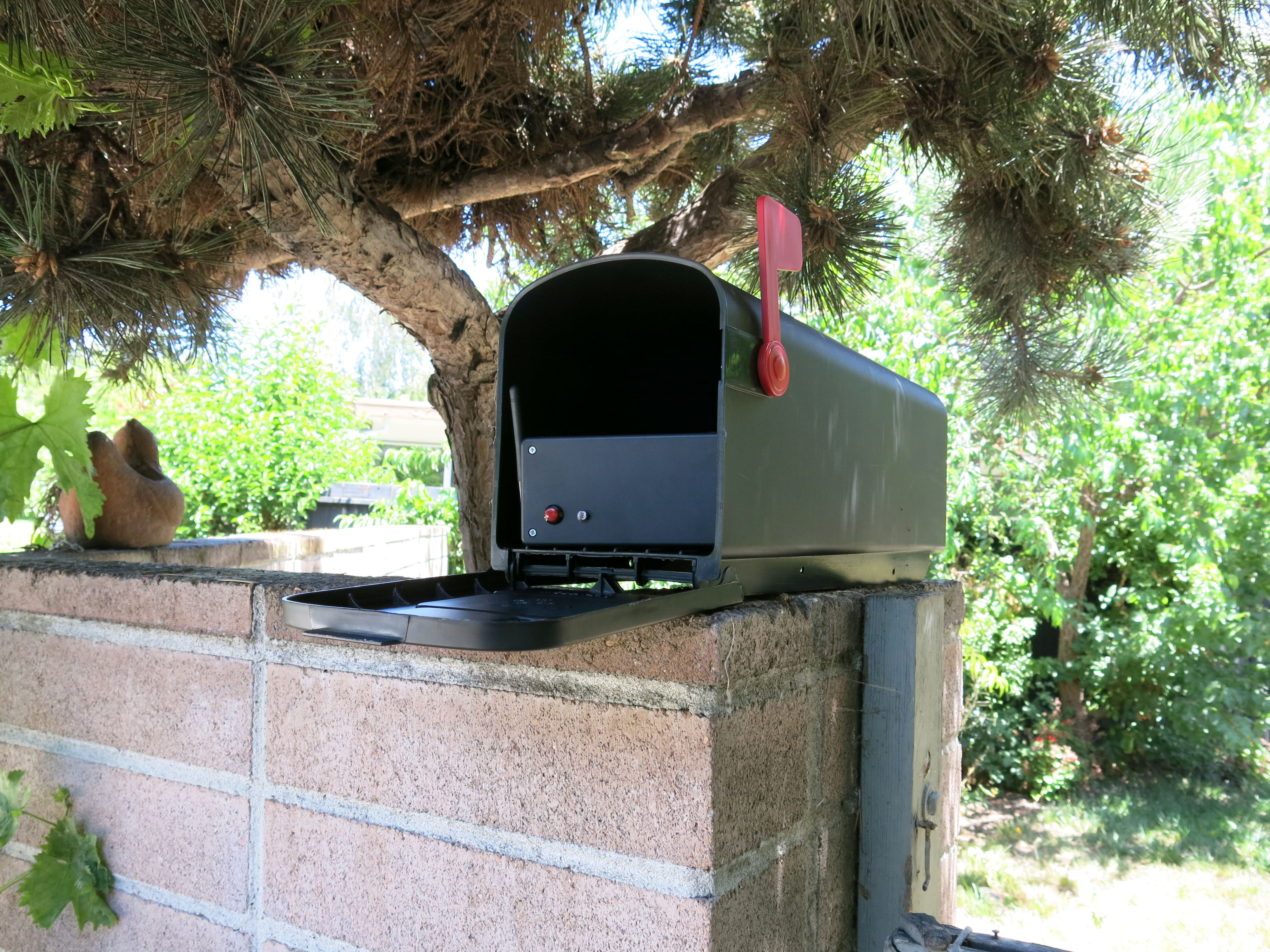 mailboxcomplete1.jpg