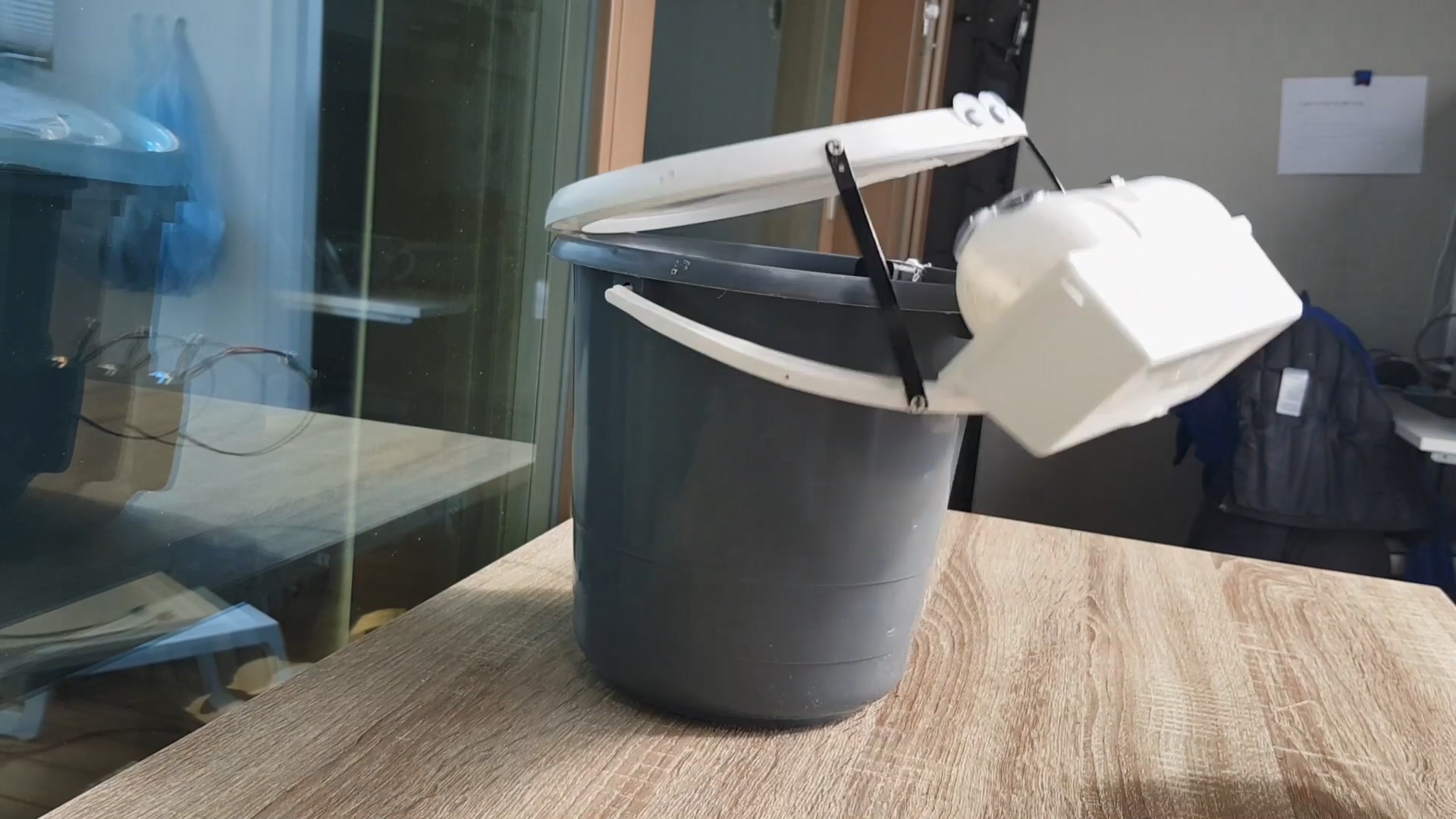 main.mp4_20190423_203918.011.jpg