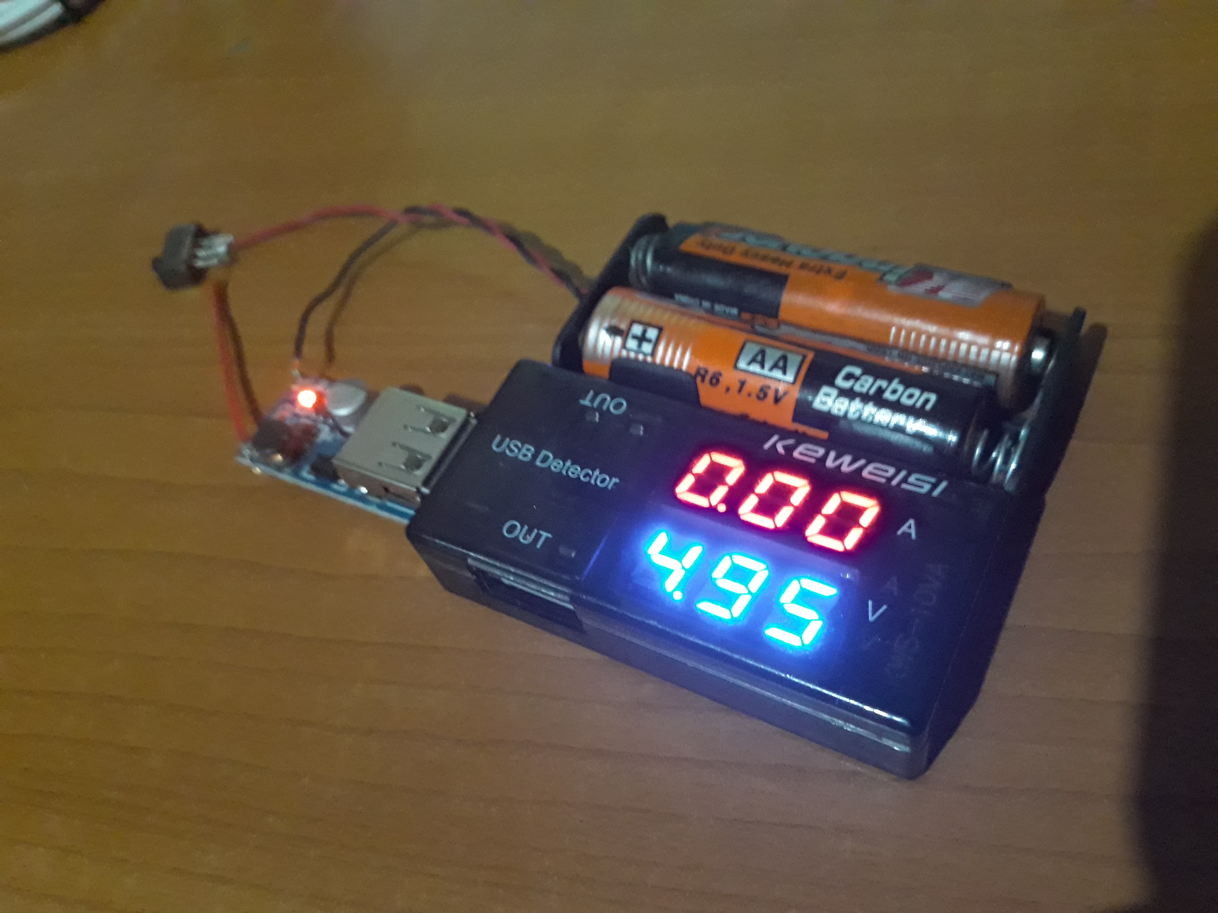 make_a_portable_charger_with_old_batteries_step_03_image_06.jpg