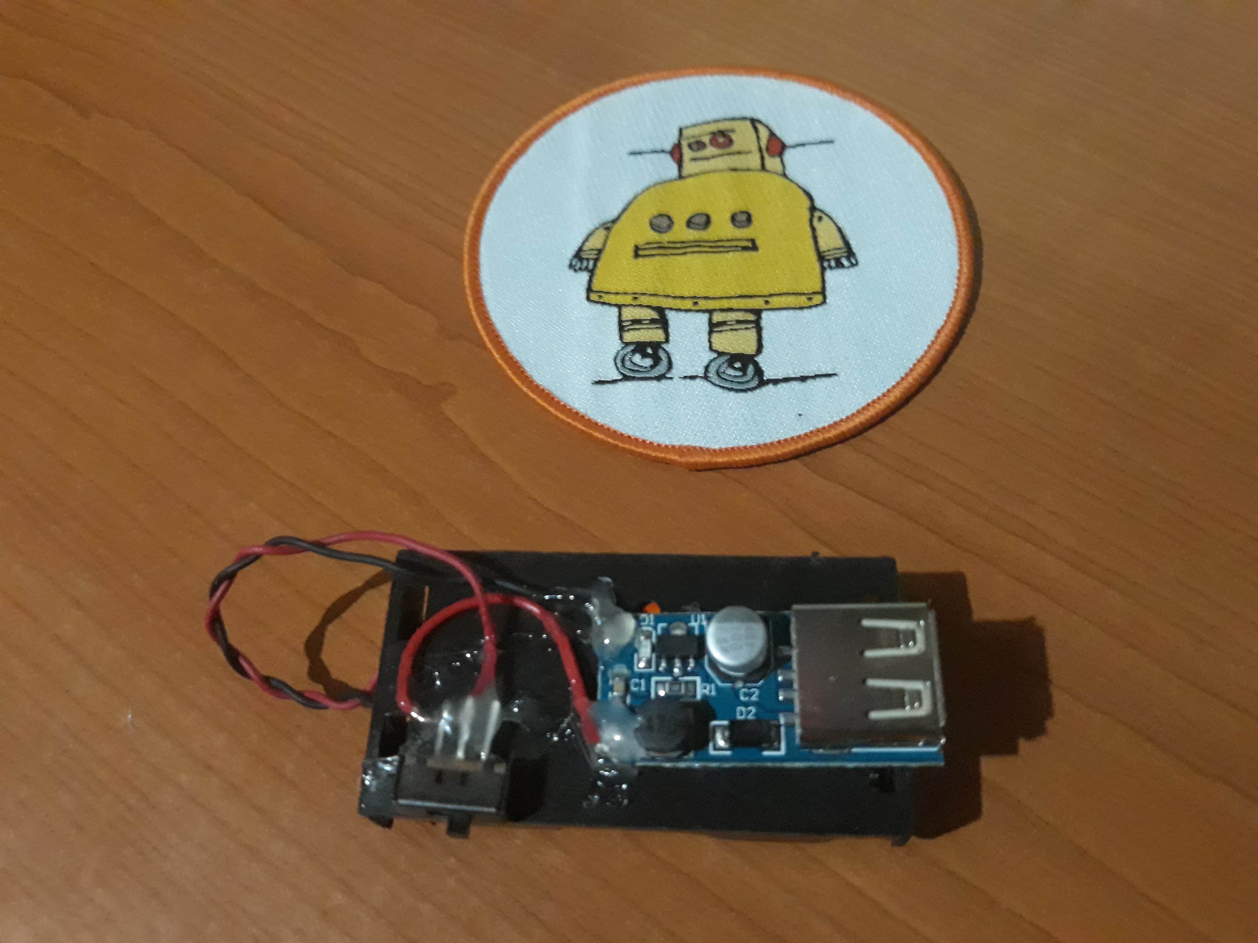 make_a_portable_charger_with_old_batteries_step_05_image_01.jpg
