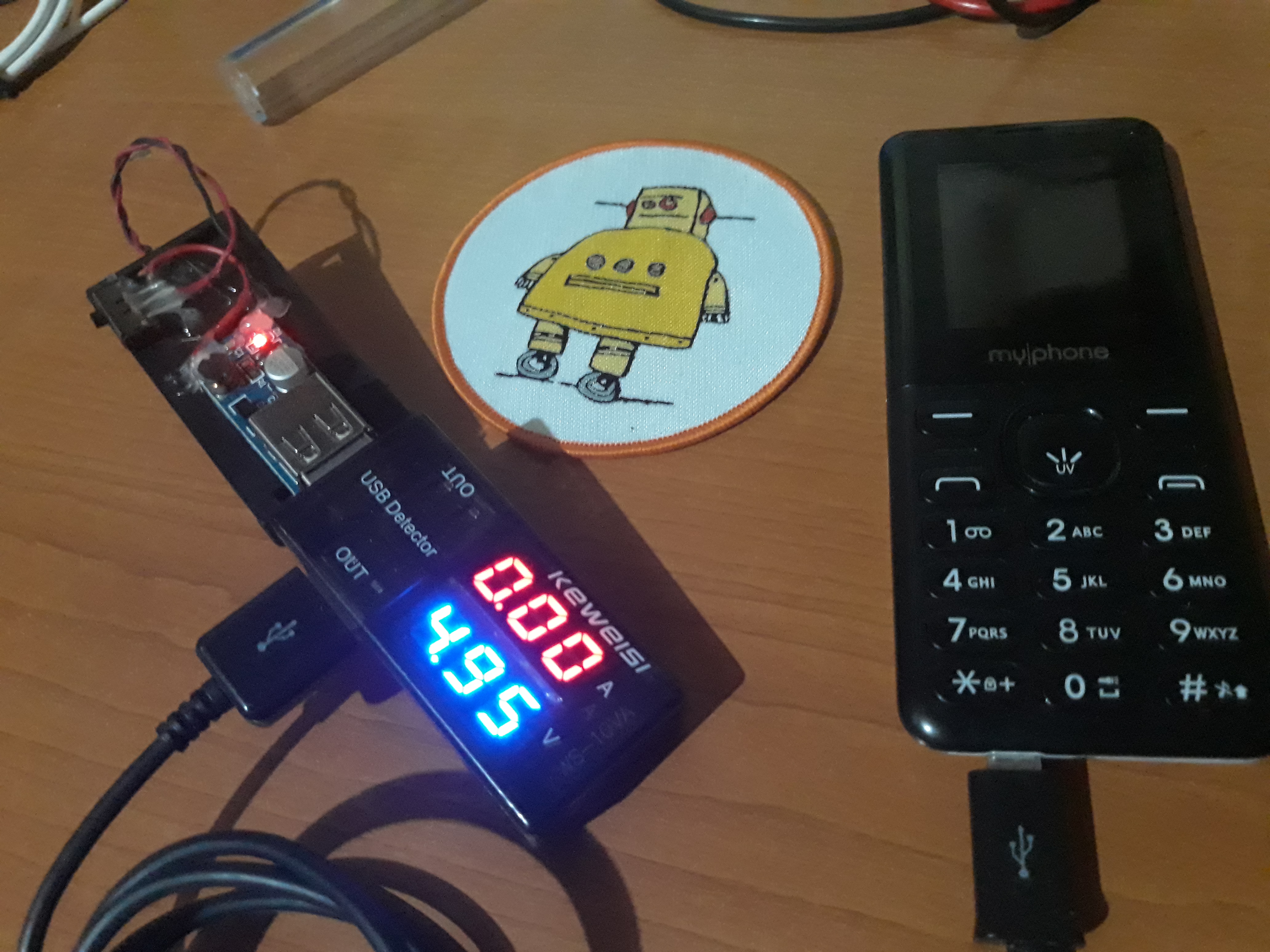 make_a_portable_charger_with_old_batteries_step_06_image_02.jpg