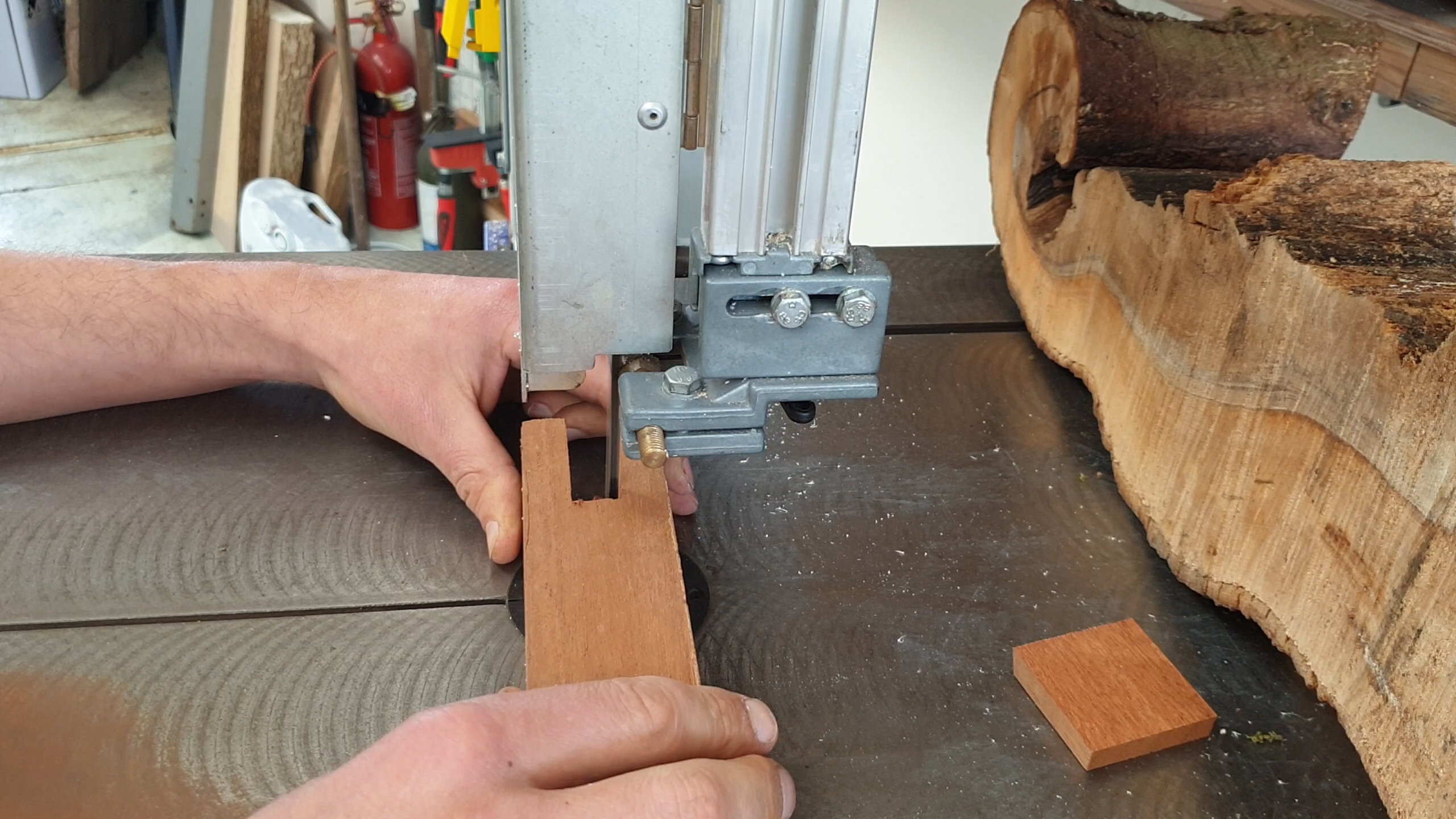 making a pulley suport.jpg