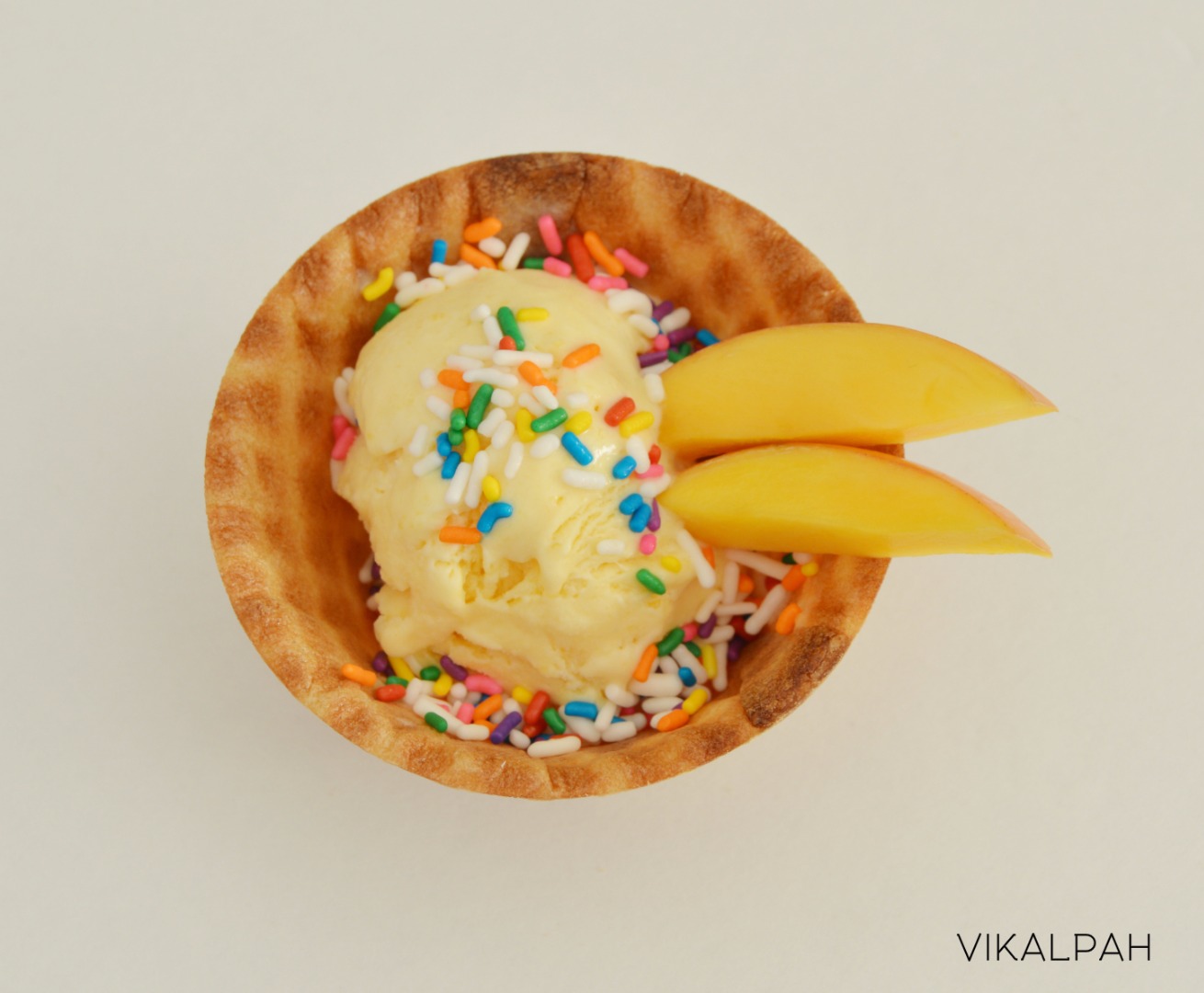 mango ice cream in edible bowl.jpg