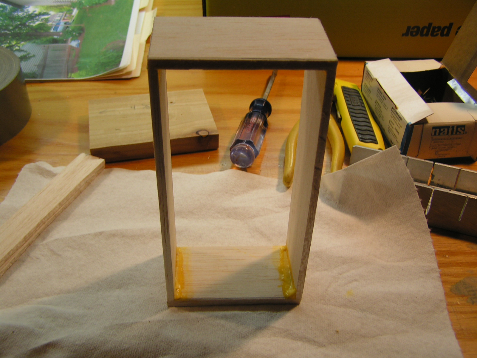 mesureing frame holes and frame 002.jpg