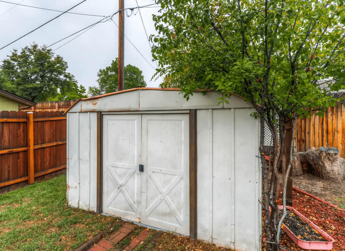 metal-shed_orig.png