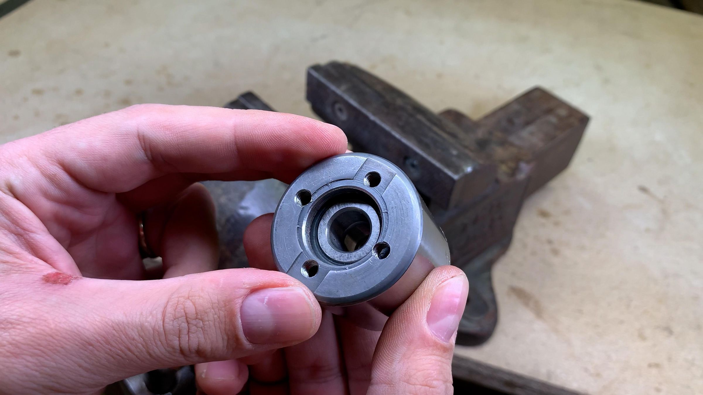metal_roller.00_05_59_07.Still057.jpg