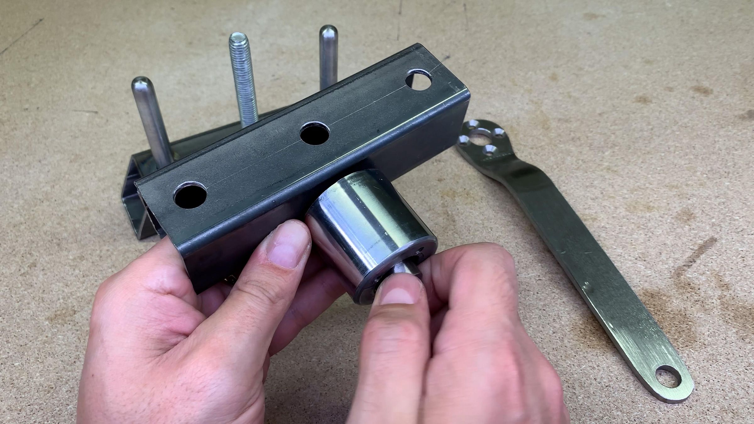 metal_roller.00_07_03_11.Still067.jpg