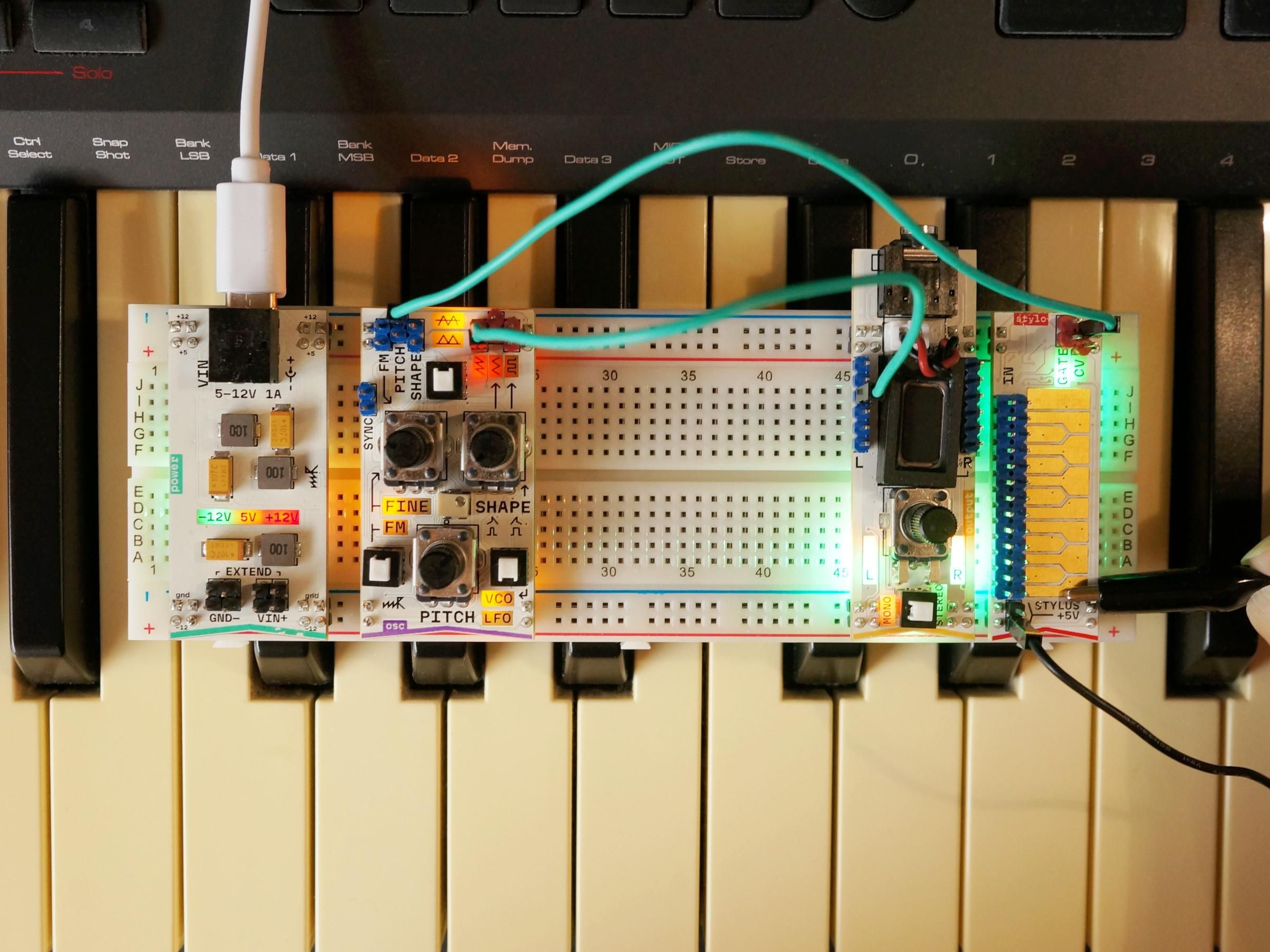 microrack-basics-oscstylo.jpg