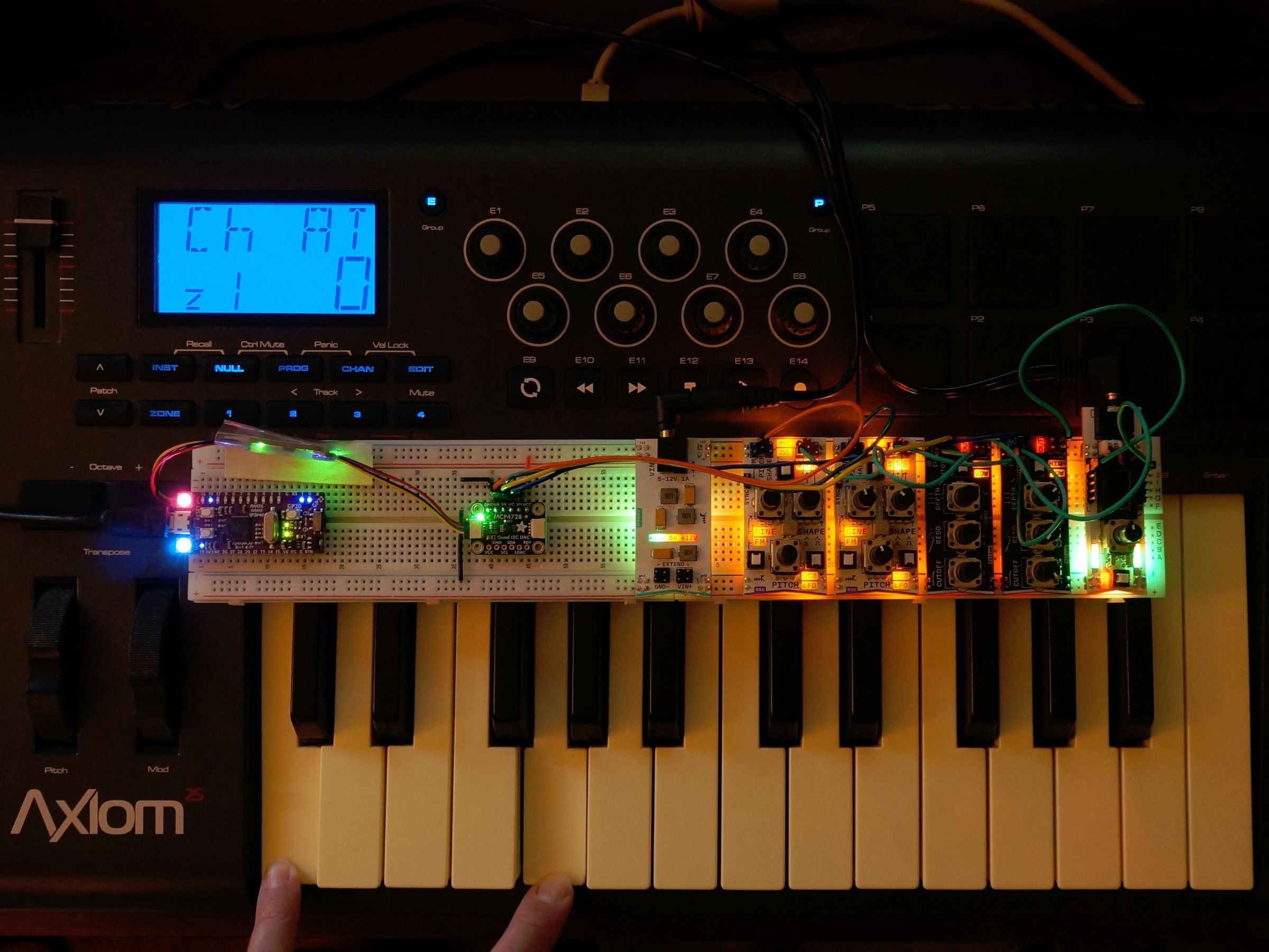 microrack-midicv-cover.jpg