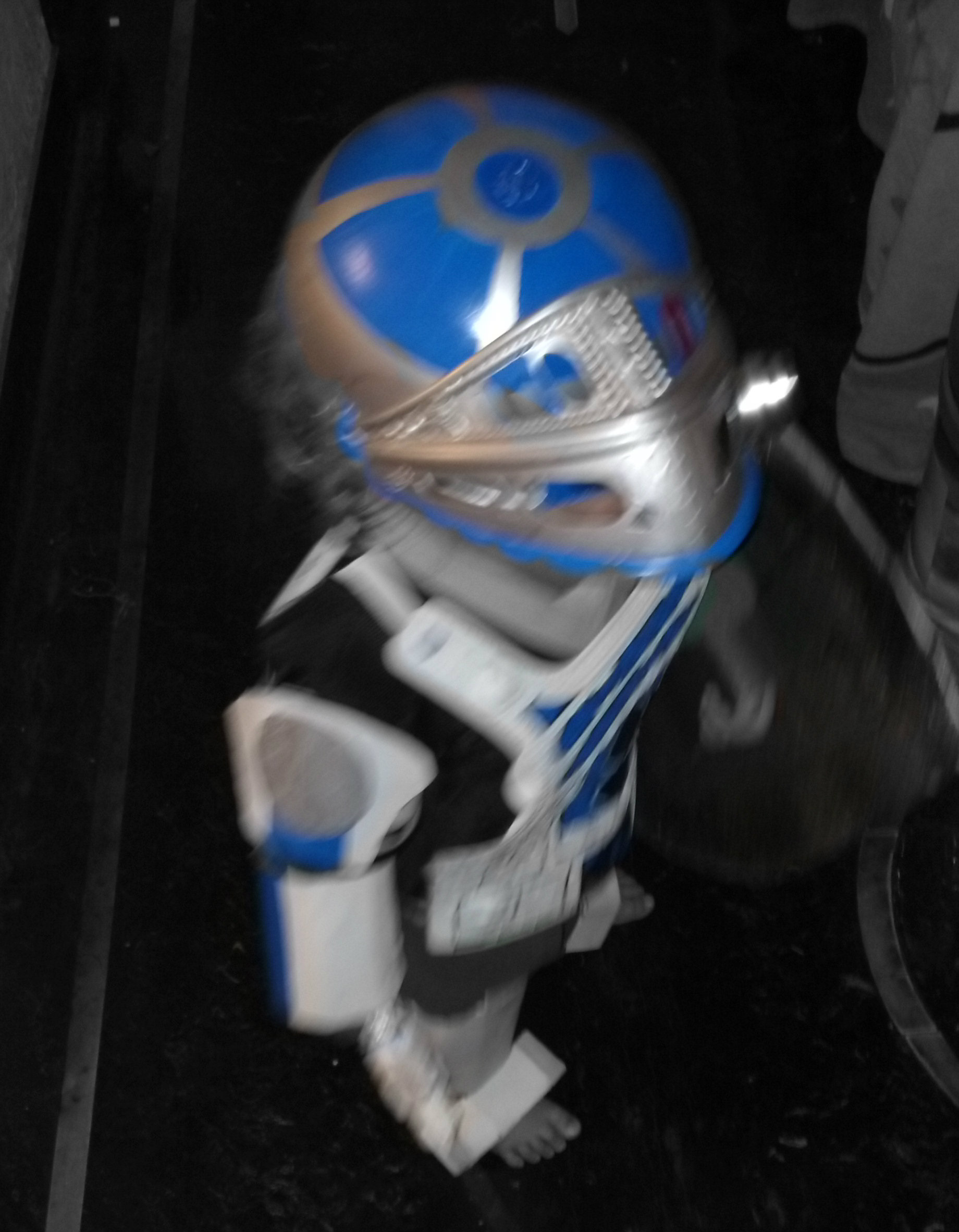 milo r2d2 1.jpg