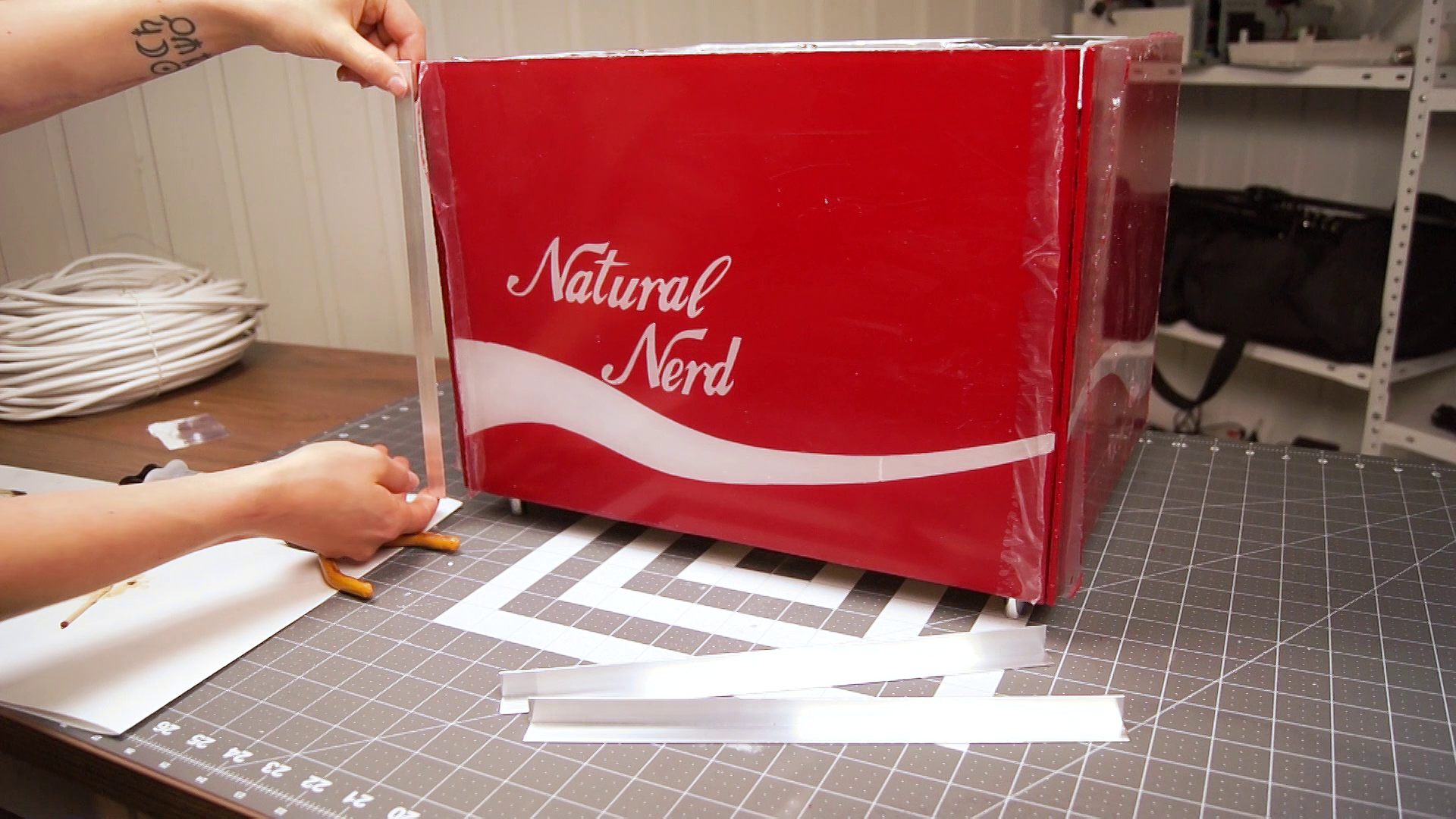 mini-fridge-desktop-camping-camper-van-workshop-electronics-2017-08-08-16h32m53s243.png