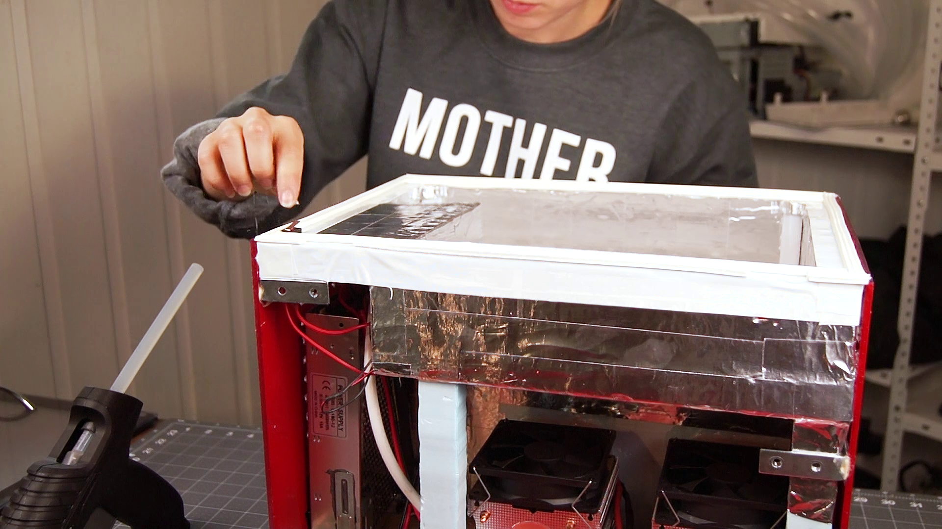 mini-fridge-desktop-camping-camper-van-workshop-electronics-2017-08-08-16h37m00s138.png
