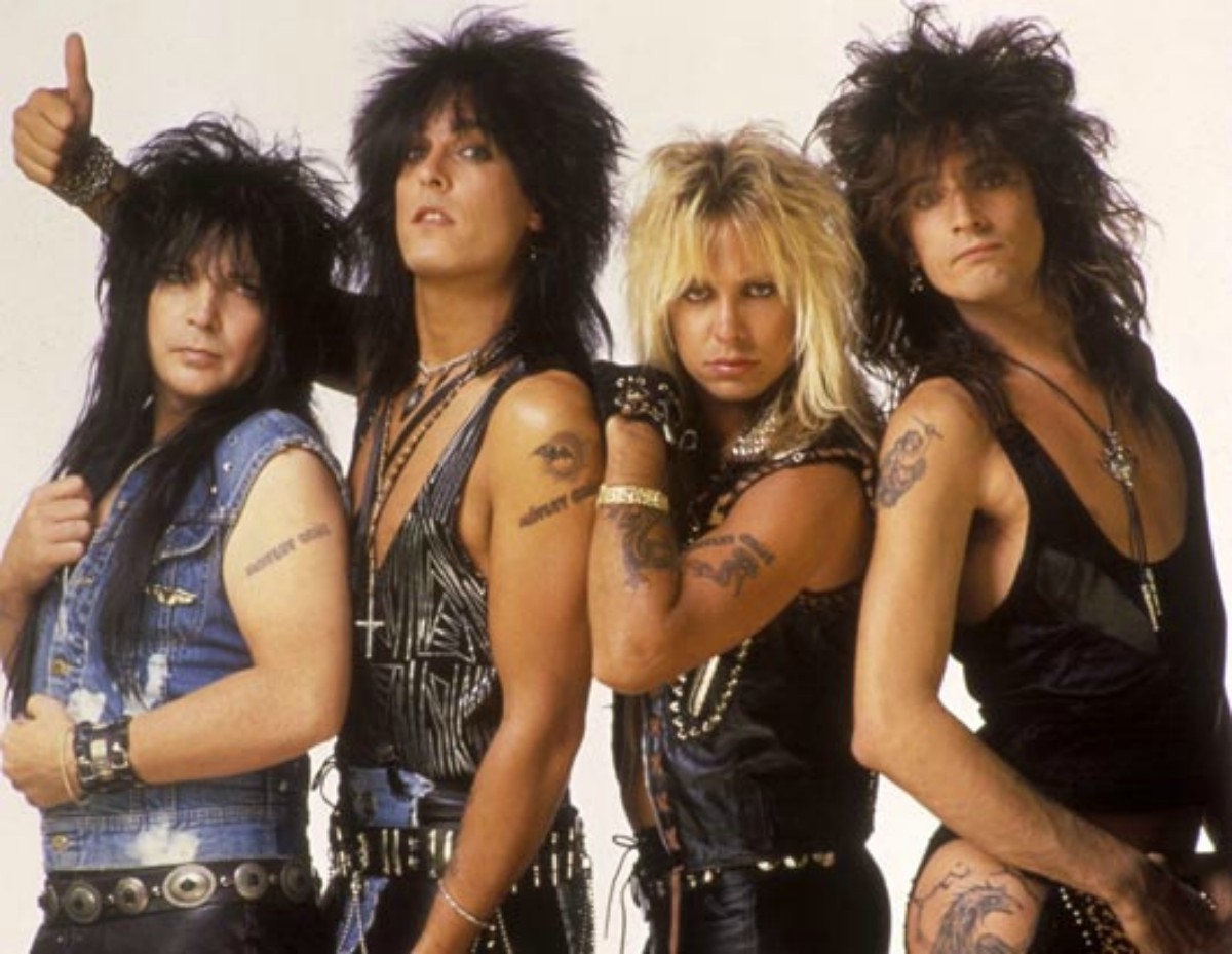 motleycrue3_copyrightmethodshop.com_resize_0.jpg