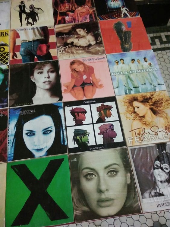 music coffee table 15.jpg