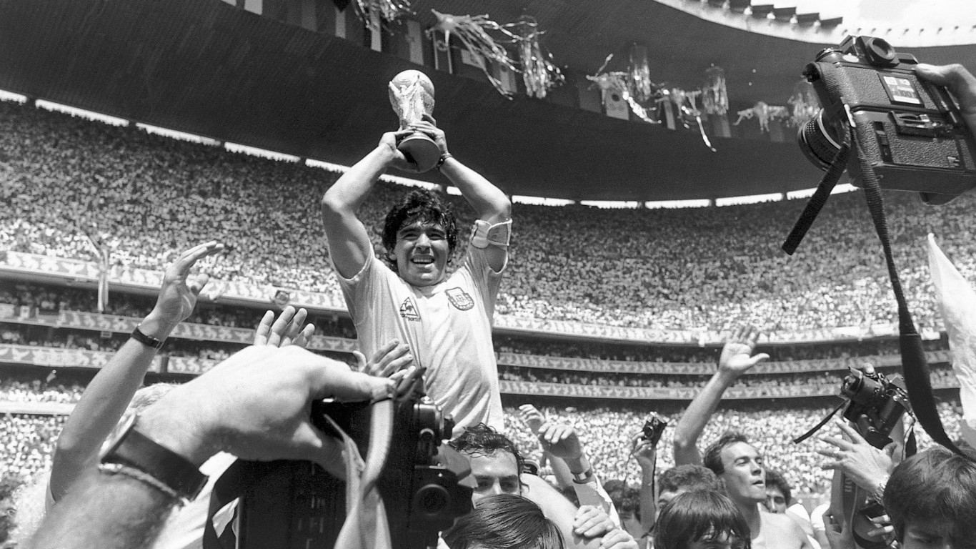 nike-diego-armando-maradona-fondos-de-pantalla-imagenes-y-766078.jpg