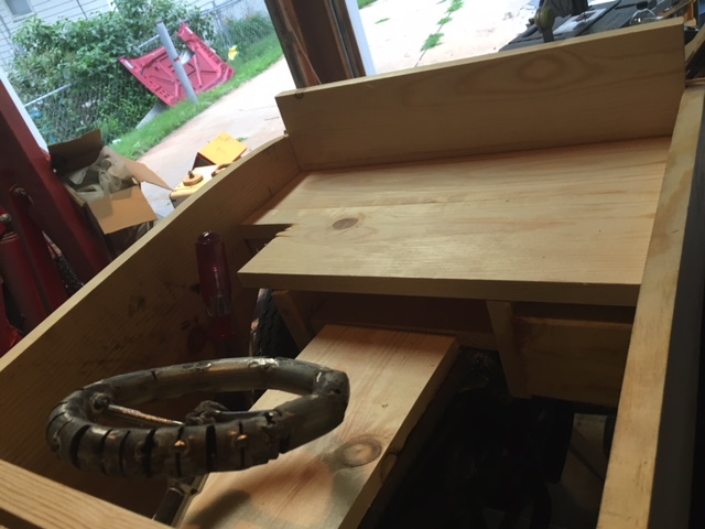notched seat.JPG