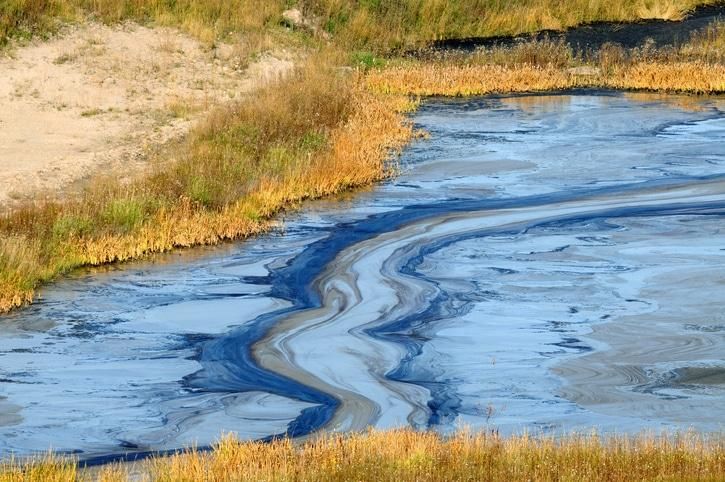 oil-in-fresh-water.jpg