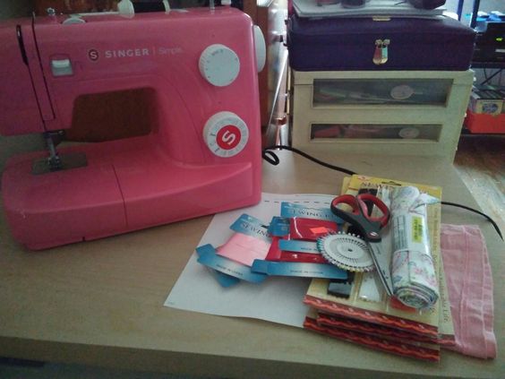 ombre ribbon makeup bag.jpg