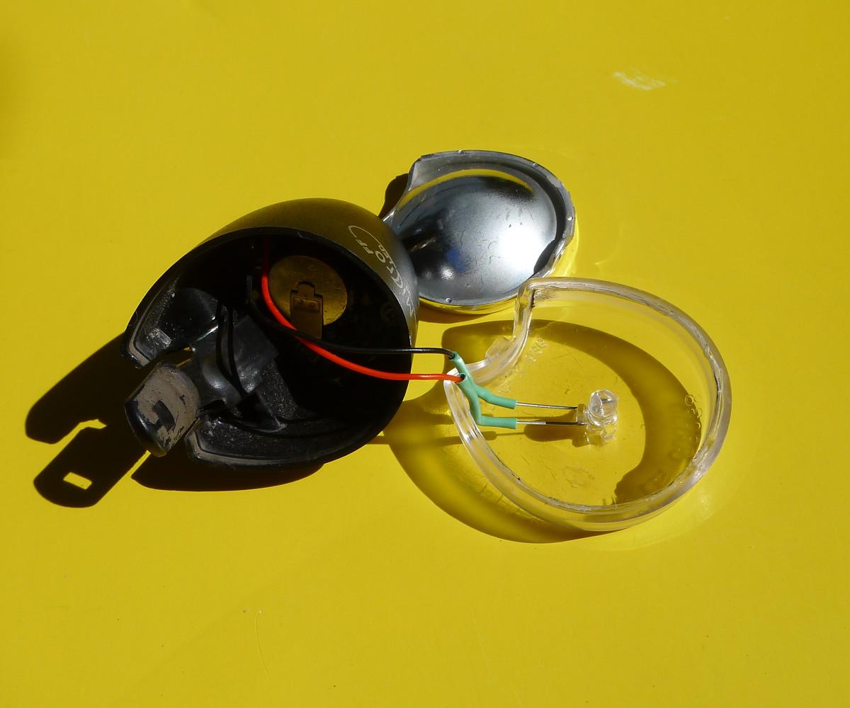 openproducts-led-replacement-in-bicycle-headlight.jpg