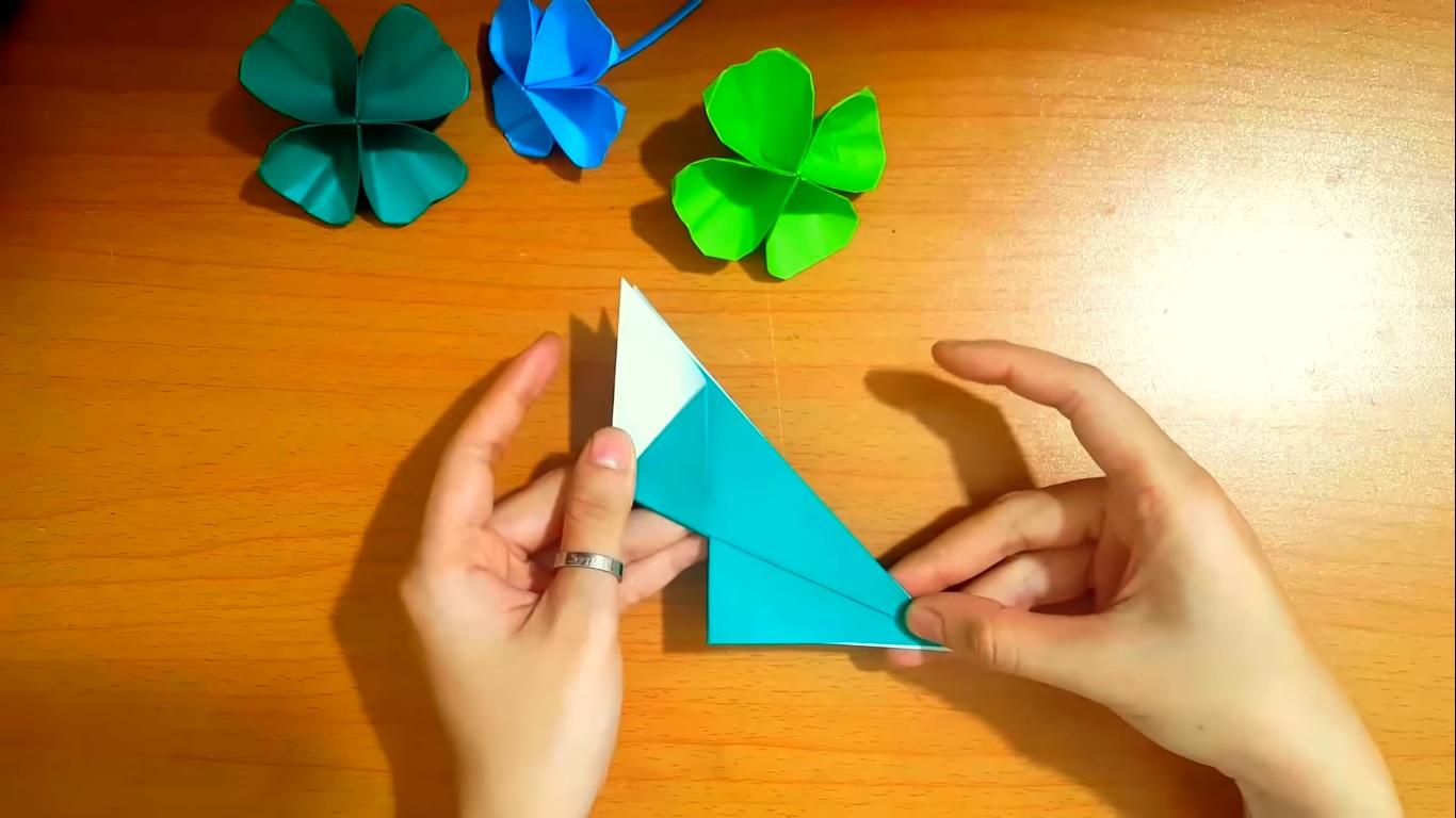 origami clover 9.jpg