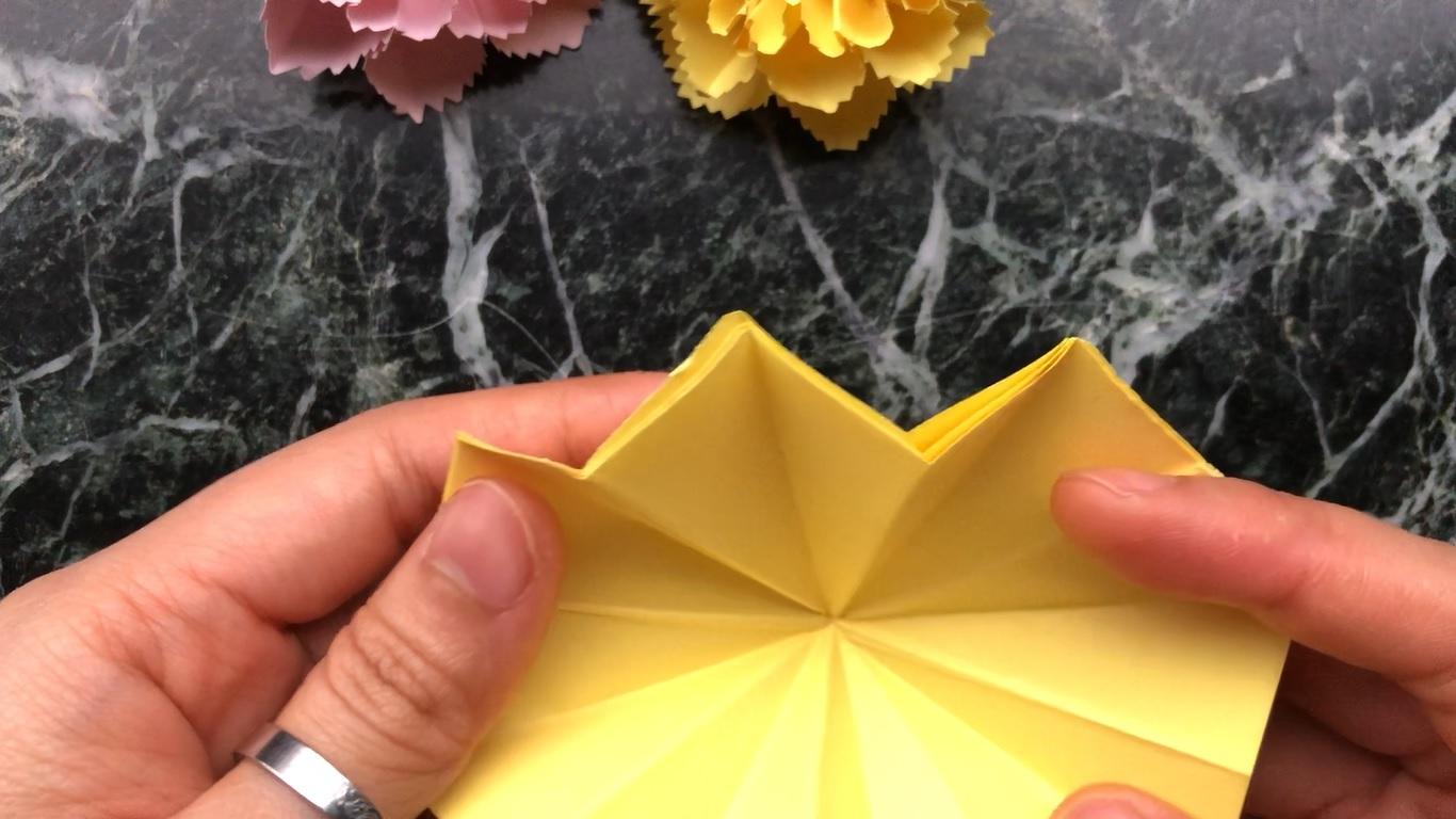 origami easy carnation flower 5.jpg