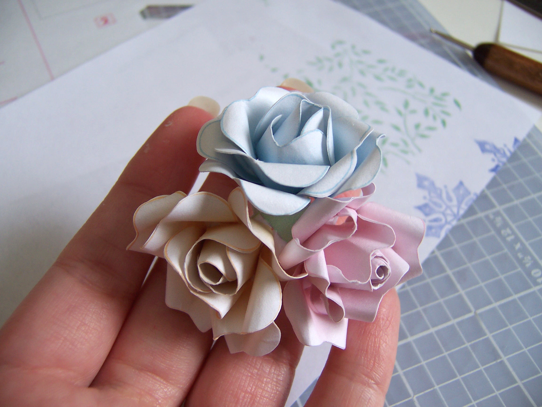 paper corsage 107.jpg