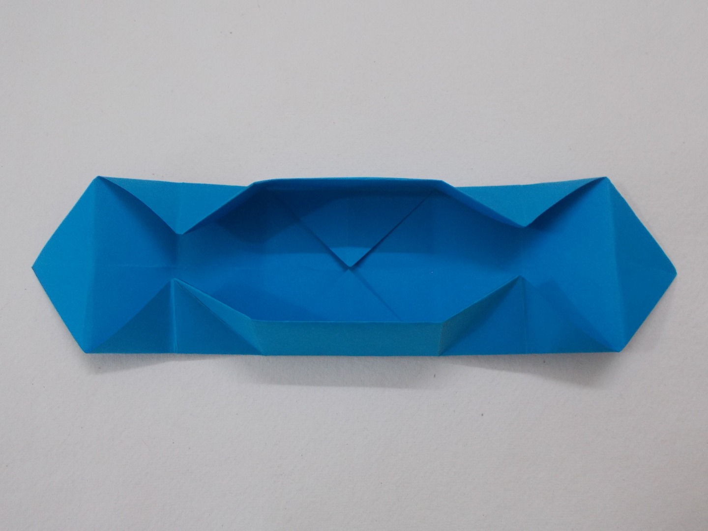 paper-folding-origami-box.JPG