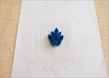 peacock-feathe-easy-diy-wall-decor-art-stylenrich.jpg