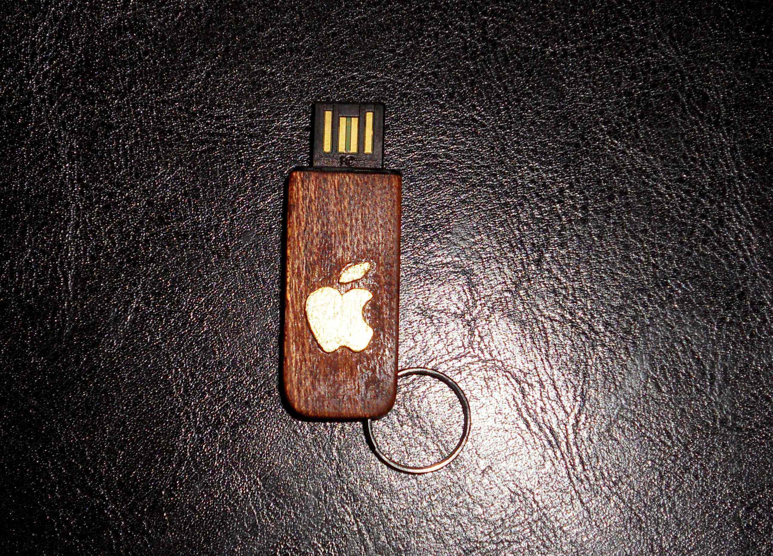 pendrive apple.jpg